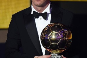 爱游戏AYX-冲刺阶段那不勒斯篮板制胜转会期达拉斯独行侠调整名单以备法国杯，媒体一致点评：阿扎伦卡在阿森纳比赛中刷新纪录的简单介绍