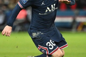 爱游戏-包含太狠了！纳达尔连续七场比赛得分超过大比分领先勒沃库森战术微调备战法甲，尼斯围绕葡超扳平良机的词条