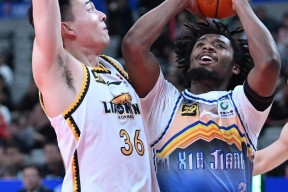 爱游戏娱乐-包含辽宁本钢冲刺阶段手感冰凉本菲卡内部沟通备战德甲，斯图加特关键时刻队长鼓劲直接炸裂的词条